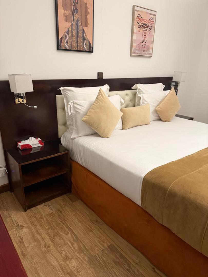 Residence Hoteliere Oceane Libreville Buitenkant foto