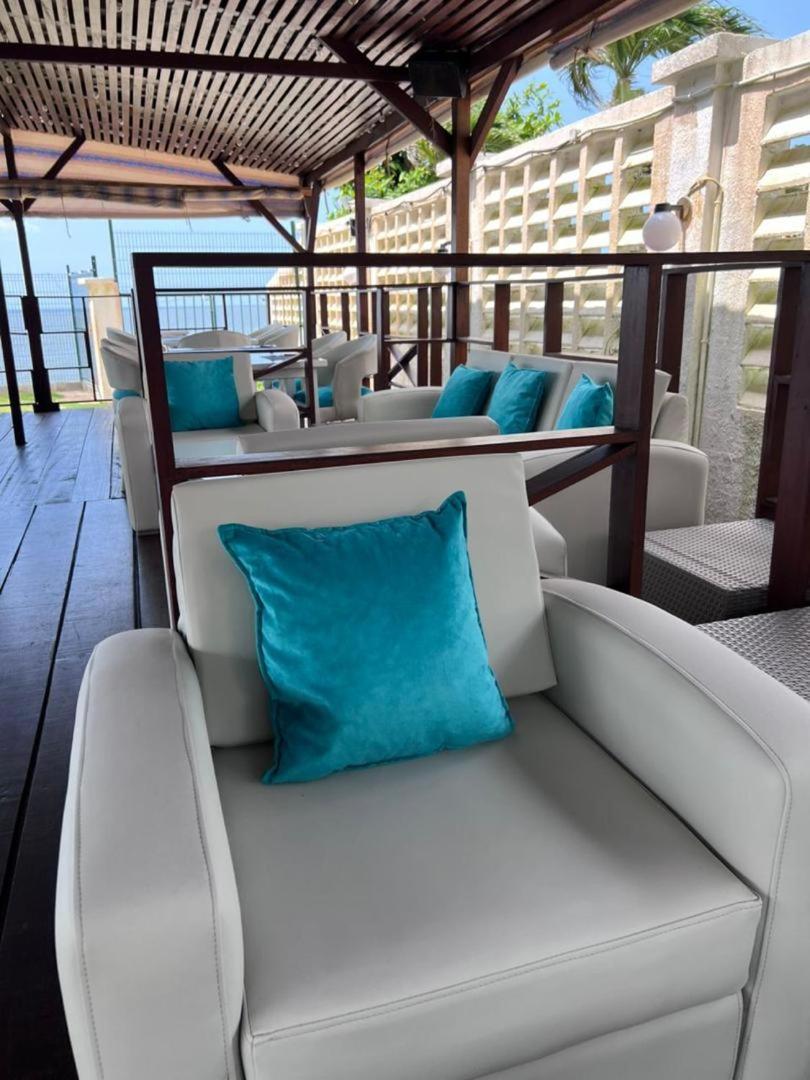 Residence Hoteliere Oceane Libreville Buitenkant foto